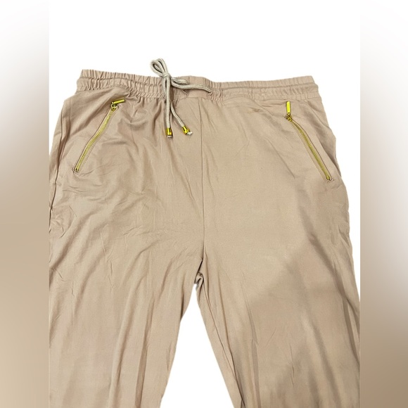 NWT Women’s Plus Size Bae City Dry Rose (Pink) Soft Joggers with Gold Zippers 2X - Picture 9 of 16